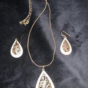 Necklace and  earring set